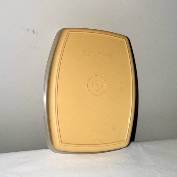 Vintage Tupperware 813-3 Slim Packet Divided Lunch Container lid 814-3 - Picture 2 of 3